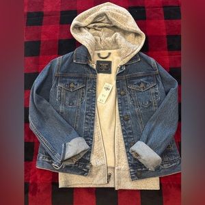 Abercrombie and Fitch Jean jacket with attached sweatshirt. Size xs